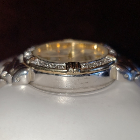 Women's Anne Klein watch, 6" circumference - Picture 11 of 16